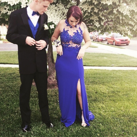 Royal blue prom dress!!! Best offer !🌀💙