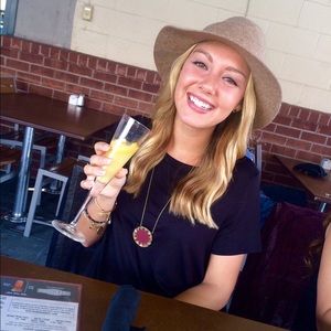 Meet your Posher, Rachael
