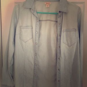NWOT denim shirt
