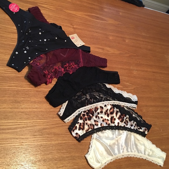 "NEW" Ladies thong panties