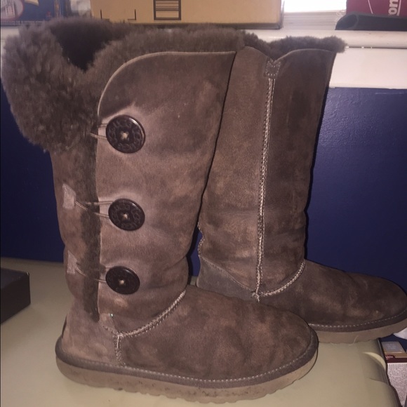 Ugg bailey button triplet