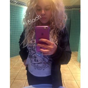 Meet your Posher, Melissa