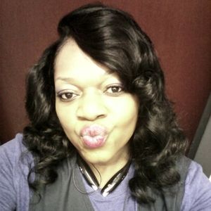 Meet your Posher, Angela