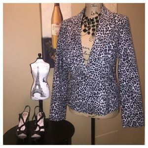 WHBM NWOT Blazer 💋 FINAL SALE! THIS is the LOWEST