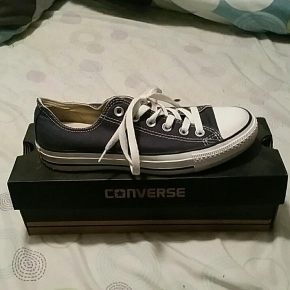 Navy Blue Converse Size 7