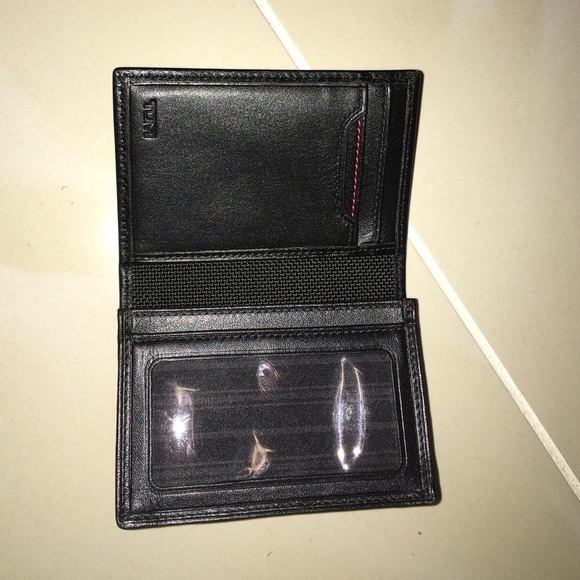 Tumi multi window card case men's