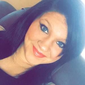 Meet your Posher, Carrie