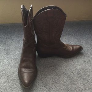 Rampage Brown Cowgirl Boots
