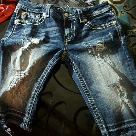 shorts - Picture 3 of 3