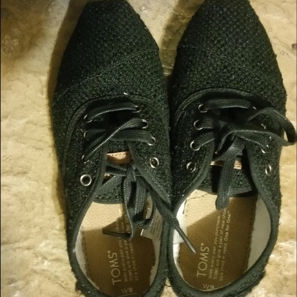 Cordones Toms