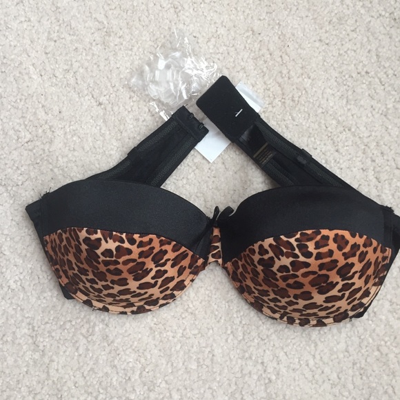 Bras - Picture 2 of 4