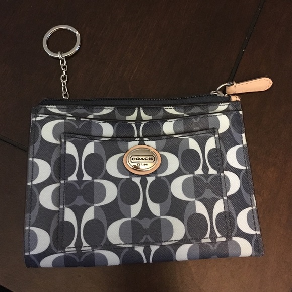 Coach keychain Card holder🌸