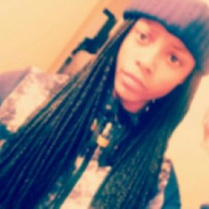 Meet your Posher, Nikole