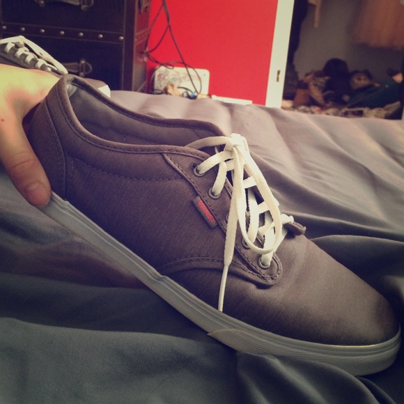 Vans Shoes - Women's VANS size 9