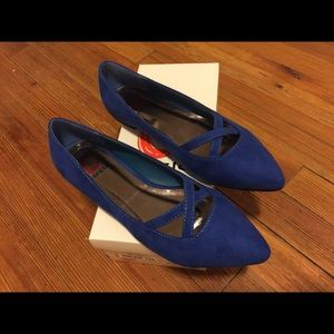 NIB Circle Brand Royal Blue Flats in Size 8