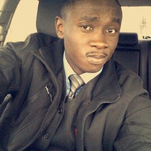 Meet your Posher, Emmanuel