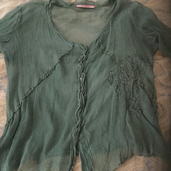 Blouse with beautiful details