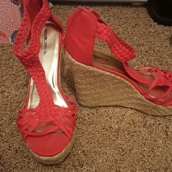 Mossimo wedges