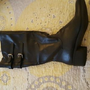 NWT Black Wide Calf  Riding Boots. Size 10