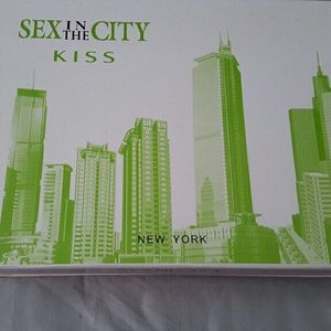 Sex in the city kiss