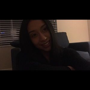 Meet your Posher, Monica