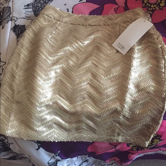 Gold sequin skirt - Picture 2 of 2