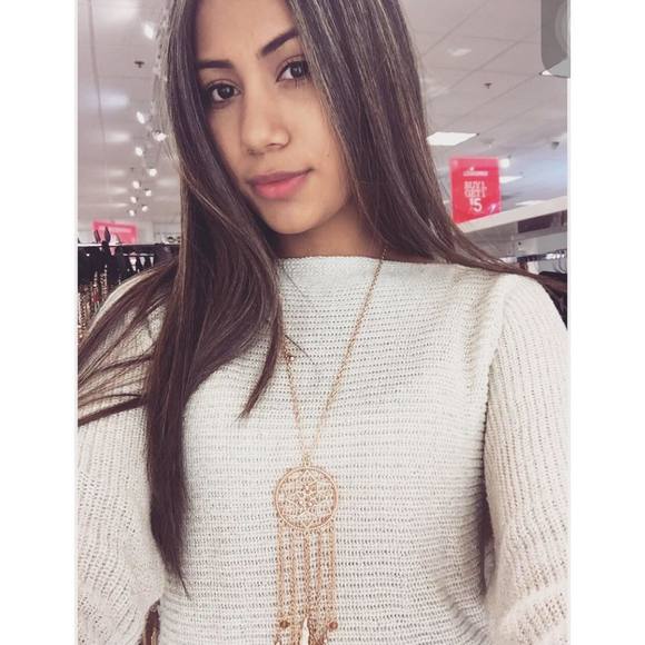 Meet your Posher, Alejandra - Picture 1 of 1