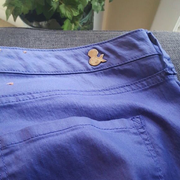 Truly Blue Jeans - Picture 4 of 4