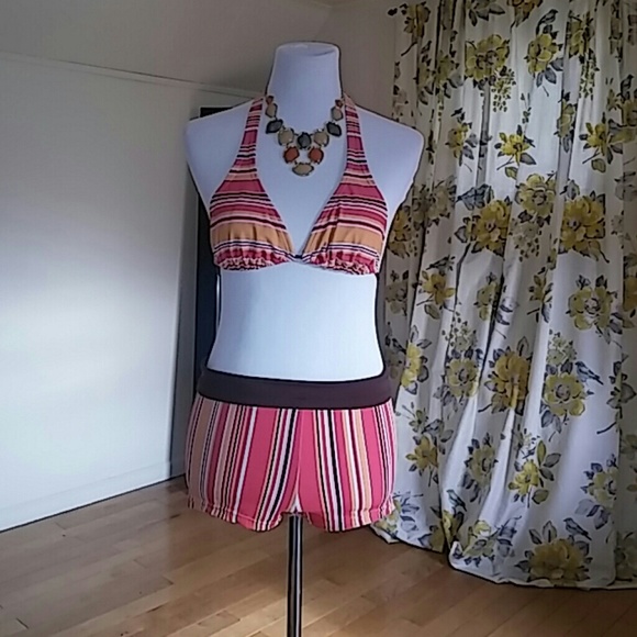 **PRICED AS A BUNDLE DEAL** Swim Suit All 3 pieces - Picture 3 of 4