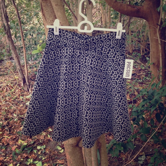 NWOT PACSUN SKIRT - Picture 1 of 4