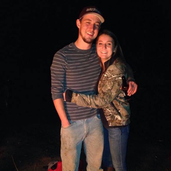 Meet your Posher, Caitlin - Picture 1 of 1