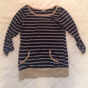 Vanity Sweater/Mid sleeve shirt