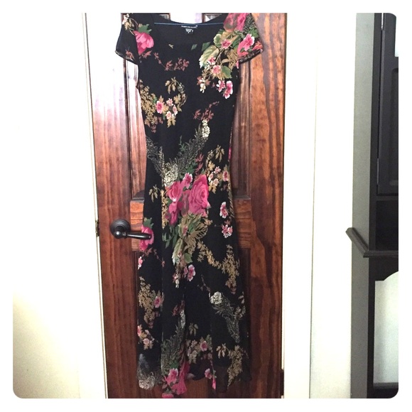 Ladies size S(6) black floral print dress