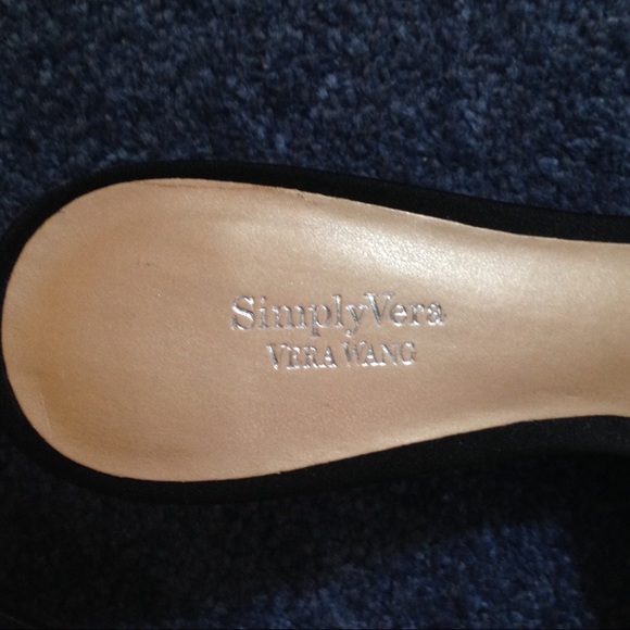 EUC SV, Vera Wang black jeweled slides sz7 - Picture 2 of 4