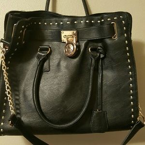 Black purse