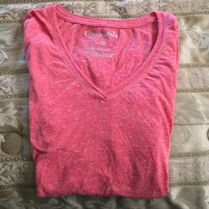 AERO V-neck Tee