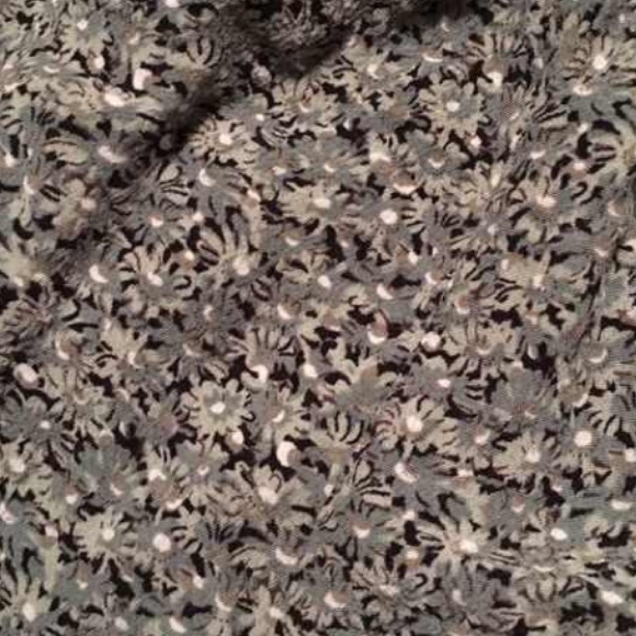 Brandy Melville Vodi shorts - Picture 2 of 2