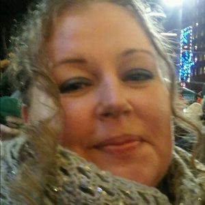 Meet your Posher, Deanna