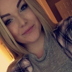 Meet your Posher, Breanne