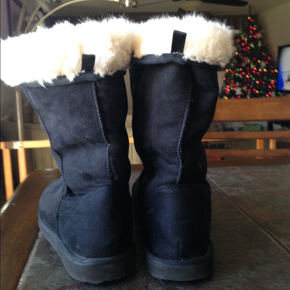 Black boots fully lined size 7 1/2–8 - Picture 3 of 3