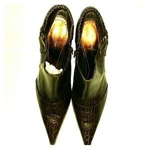 4" high Gator embossed brown boot shoe