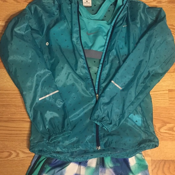 Nike Lightweight Running Jacket