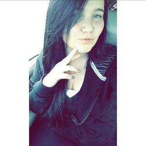 Meet your Posher, Kyla