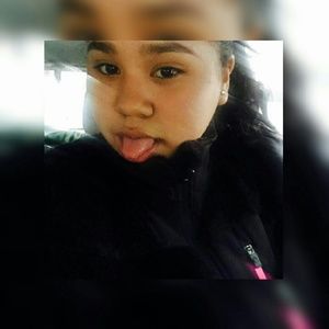 Meet your Posher, Danissa