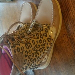 Sperry Leopard Topsider
