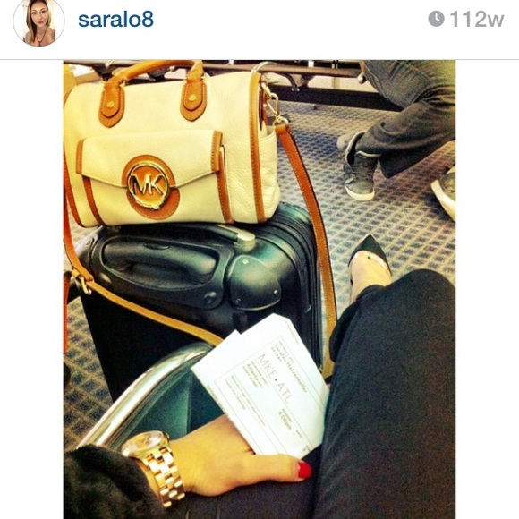 Additional photo of Michael Kors bag