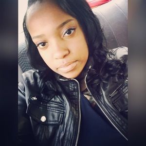 Meet your Posher, Fatima