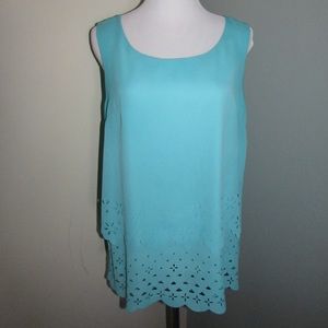 I love this top!!  To big(:💋💋