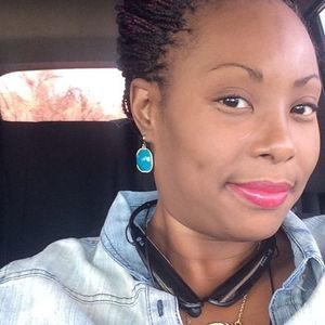 Meet your Posher, Constance