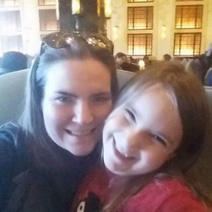 Meet your Posher, Leigh